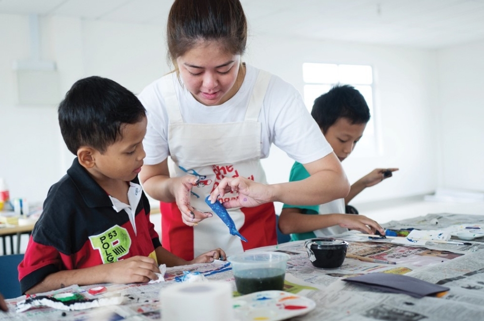 Pay-It-Forward Give The Gift of Art Therapy